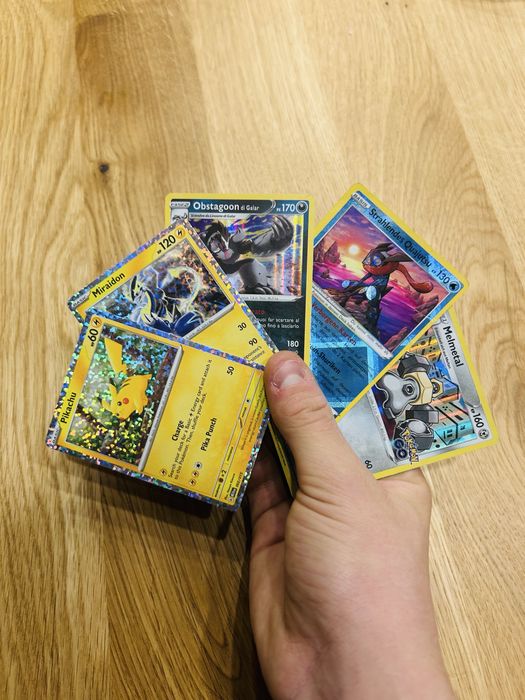 Carti pokemon rare