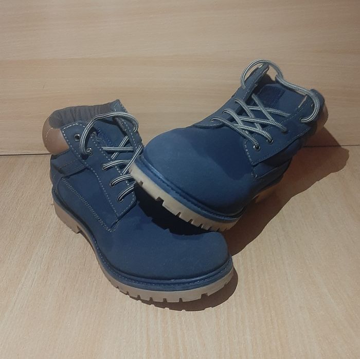 ! Ghete de Barbat - Dama / Adidasi  !