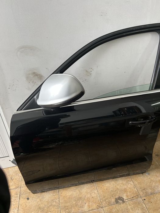 Предна лява врата и задна лява врата Audi SQ5 Q5