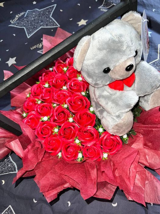 Букет в корзинке с мишкой!!!