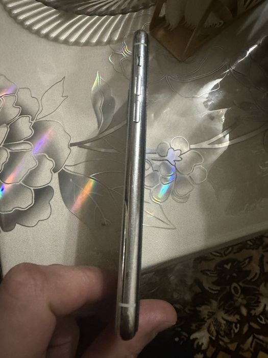 Обмпняю  айфон 11 про 256