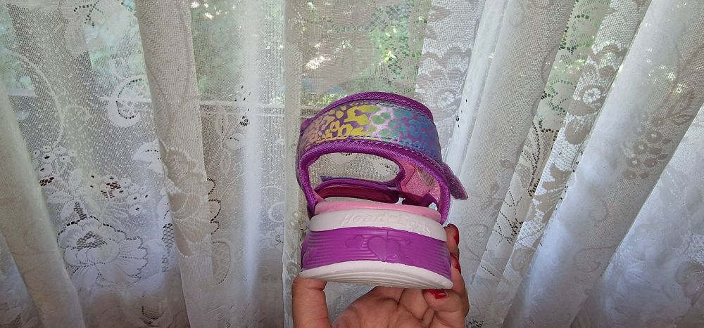 Сандали Skechers