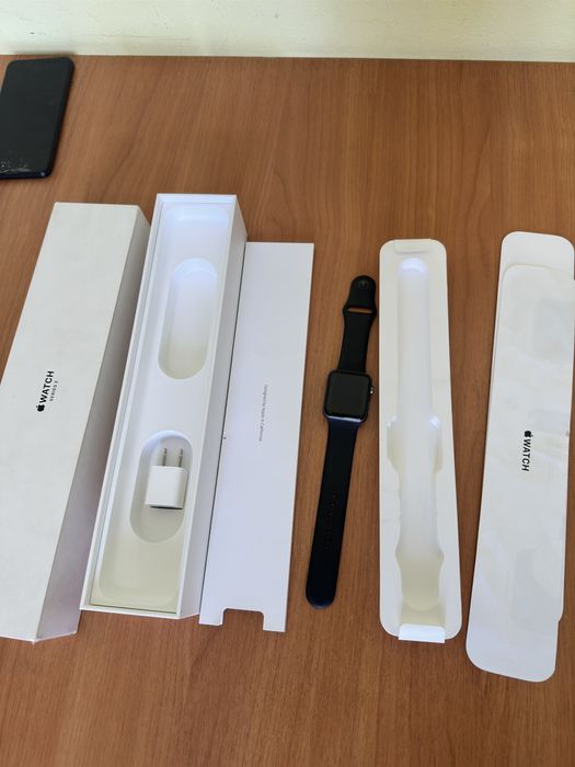 Apple watch 3 42 мм