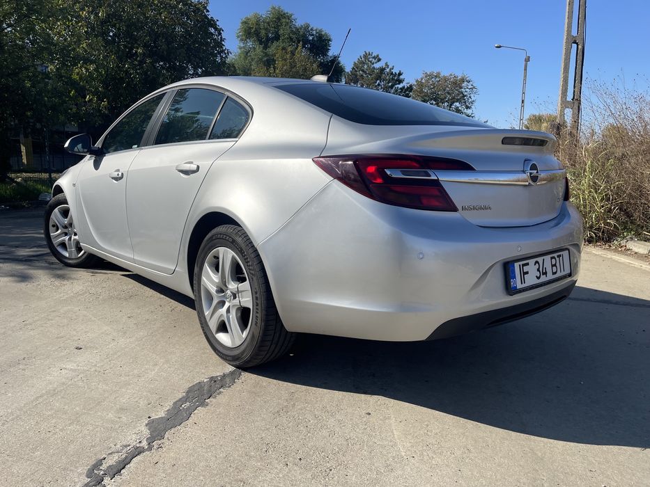 Opel Insignia 1.6 cdti automata