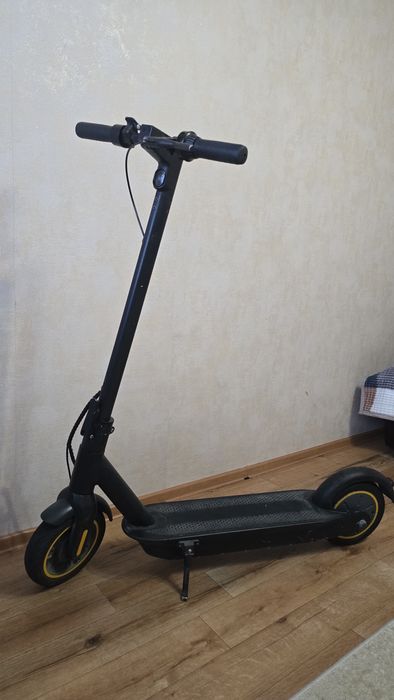 Продам Электросамокат