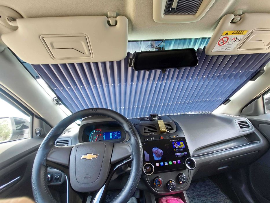 Солнцезащитная автошторка