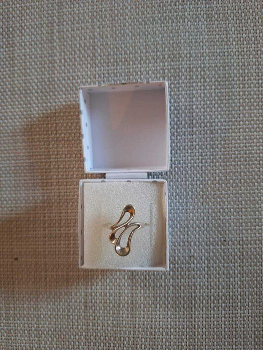 Красиви сребърни пръстени от родиево сребро-проба 925