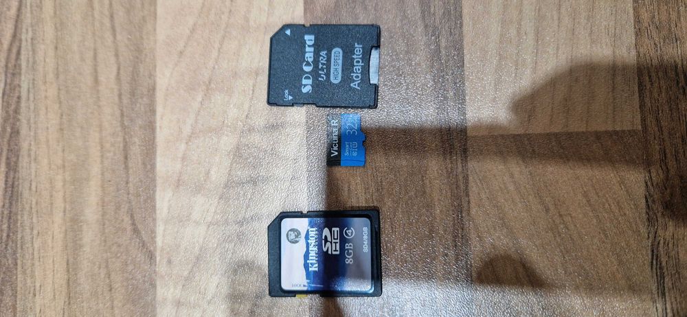 Sony cyber shot H200 + подаръци