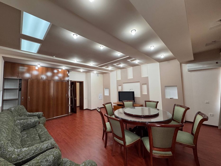 Новостройка 4/7/9 Госпитальный / 165м2 / с ремонтом / Ойбек