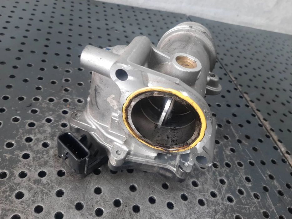 clapeta acceleratie 1.5 dci  nissan qashqai 2 suv j11  renault kadjar 161a03415r