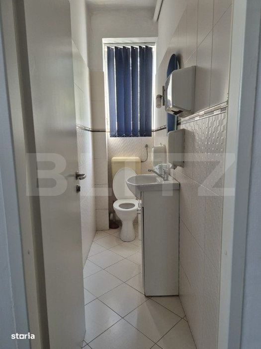 Spatiu comercial p+2  ,  750 mp de vanzare zona centrala