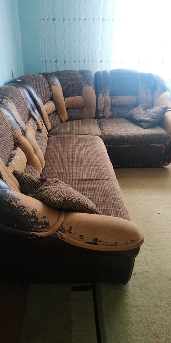 Продам мягкий уголок