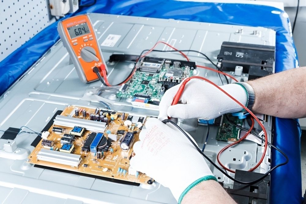 Срочный ремонт телевизоров и ноутбуков в Алматы