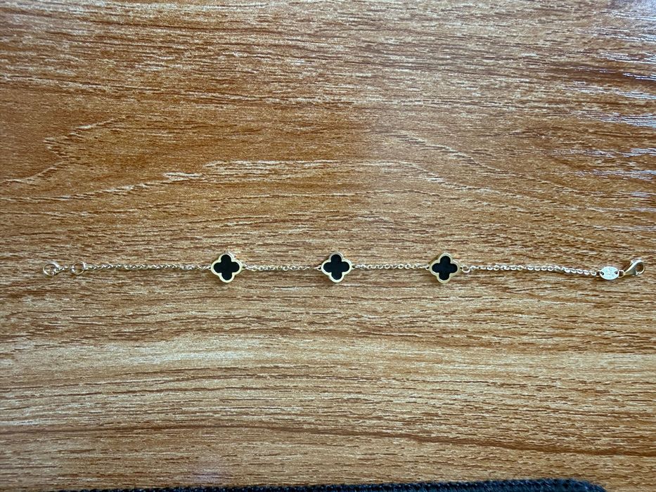 Златна гривна 14К с оникс – стил Van Cleef, със сертификат