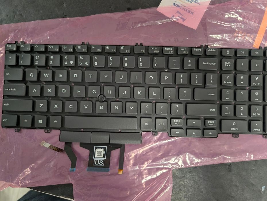 Okazie ‼️ Tastatura Originala Dell Latitude 5501 5500 iluminata !