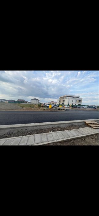 Proprietar VAND,INCHIRIEZ 3 terenuri 610 m2 colț Pascal Edison 2cu SAD