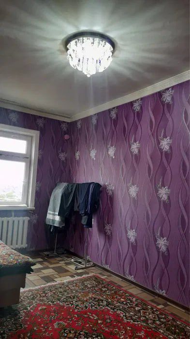 Срочно! Квартира на Дружба народов -Райхон 3/9/9 общ пл 73м,разделка