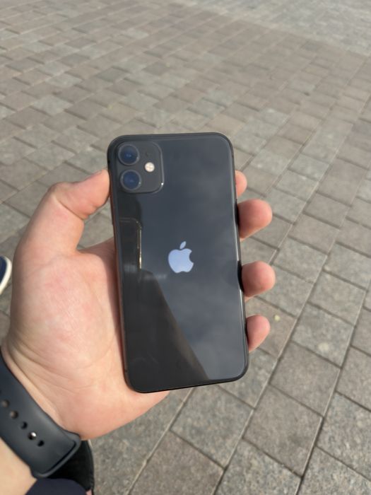 Продам Айфон 11/128