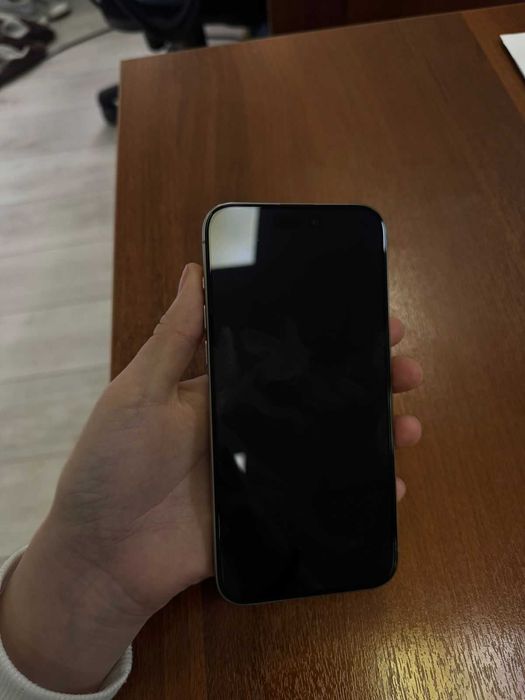Продам IPHONE 15 PRO MAX 256GB natural titanium