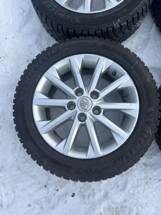 Продается шина вместе с дисками