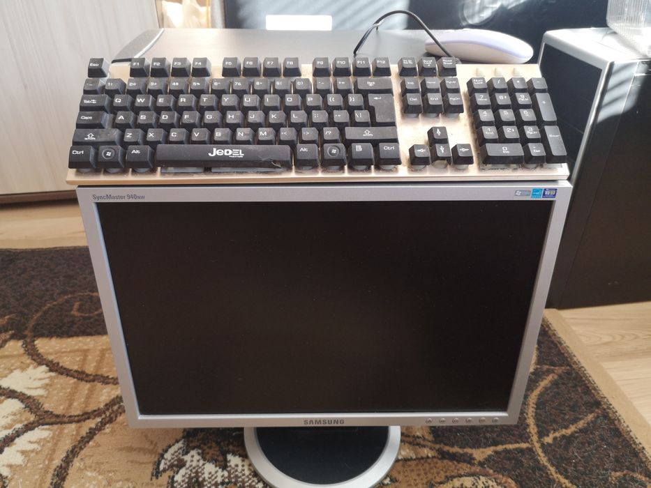 Настолен компютър комплект