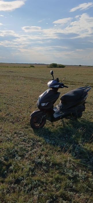 Продам м8 мопед лия 125