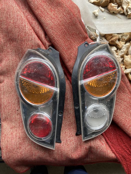 Spark orqa fara juft