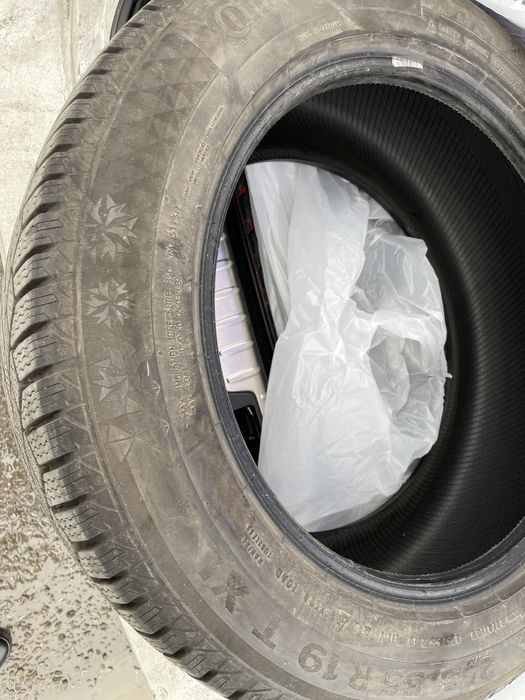 Продам зимнюю резину Continental