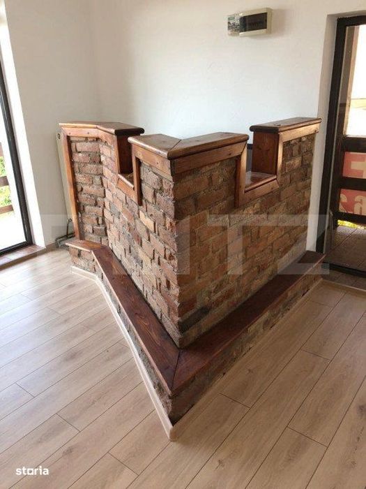Spatiu comercial de 641 mp, 825 mp teren, Campina