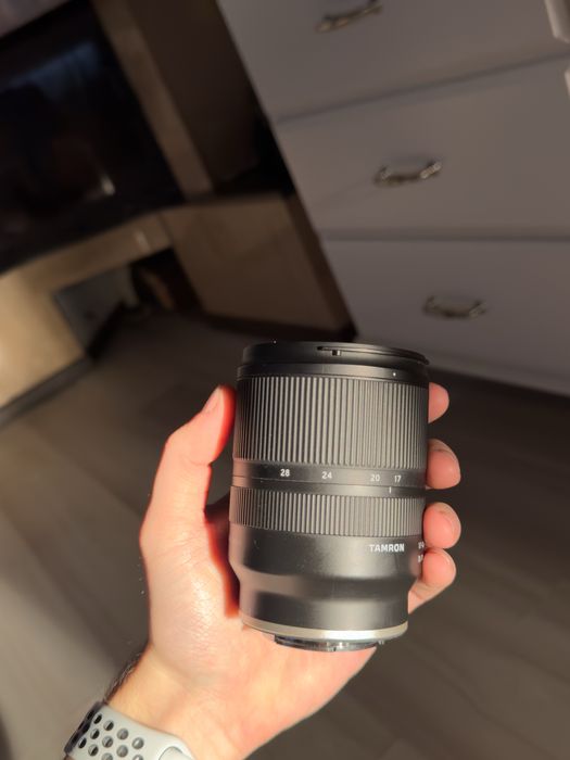 Tamron 17-28 f2.8 67mm Sony E ca nou