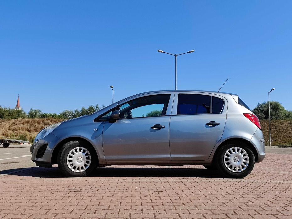 Opel Corsa 1.4 Benzina 2011
