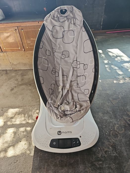 4moms mamaRoo качеля.