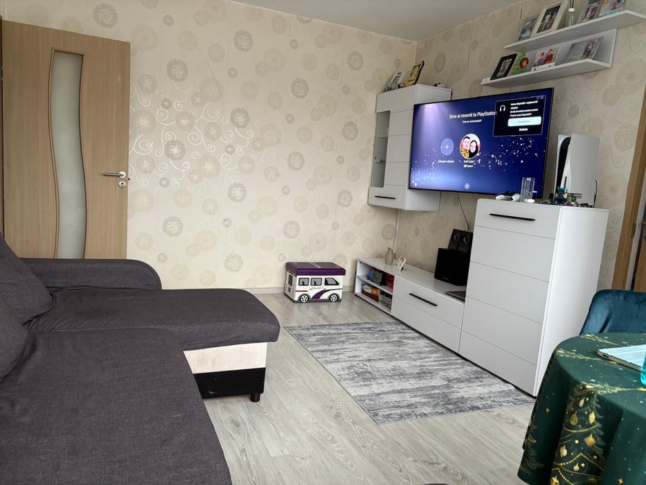 Vand Apartament 2 Camere Ploiesti Vest - Proprietar