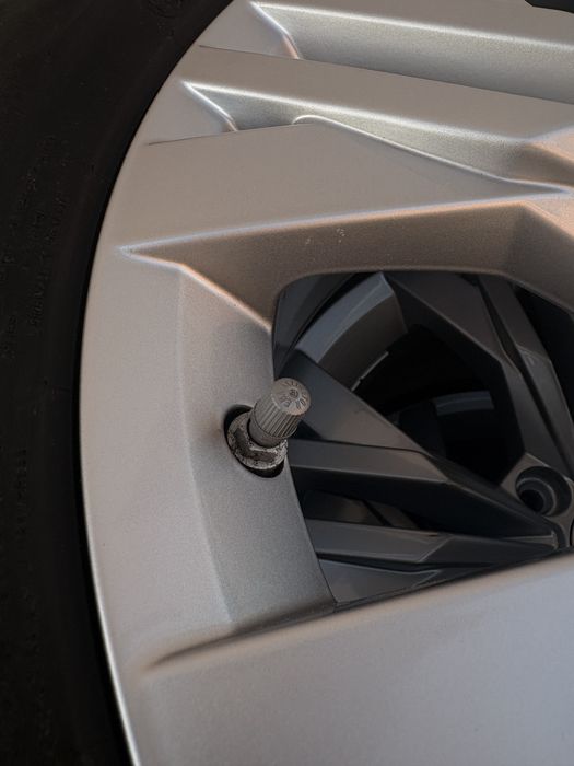 Jante originale Volkswagen Passat 17”