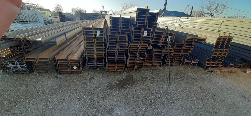 Vand hale industriale pe șuruburi total