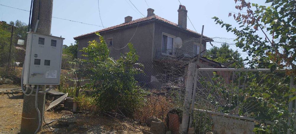 Продава се Къща в с. Оброчище, Област Добрич - 140 кв.м за 543 €/кв.м - Снимка #2