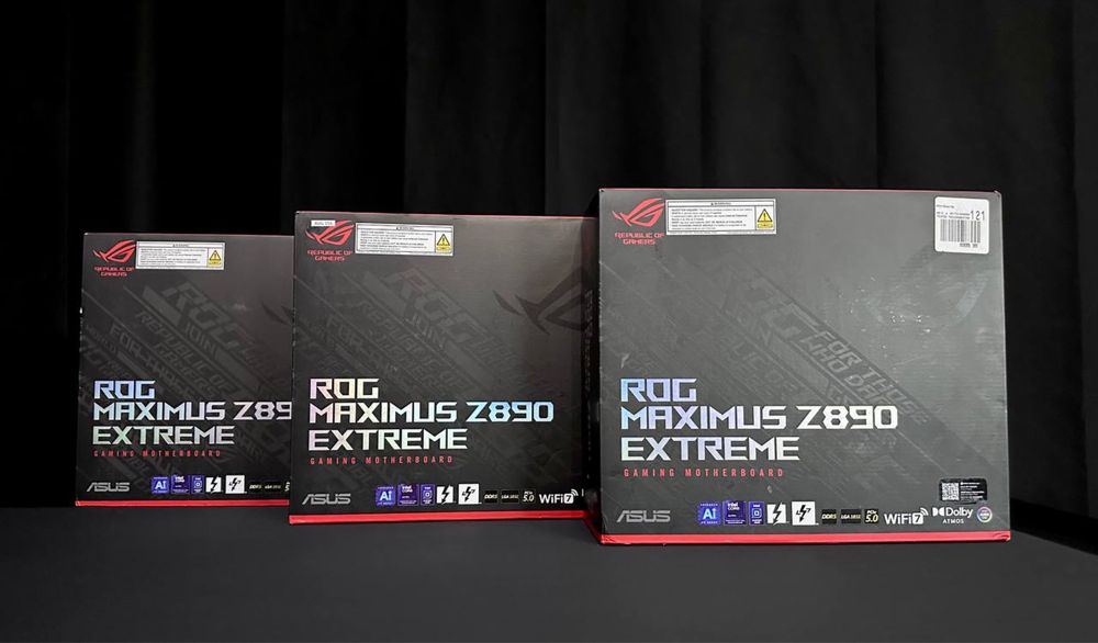 Asus ROG Maximus Z890 Extreme | Full Open Box