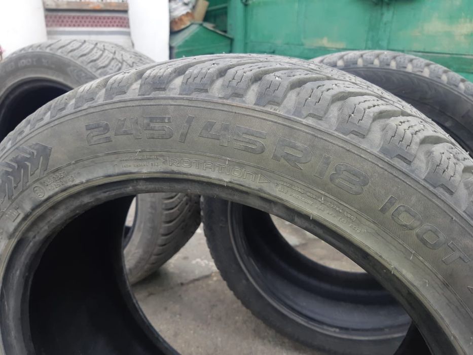 Продам зимние шины б/у
