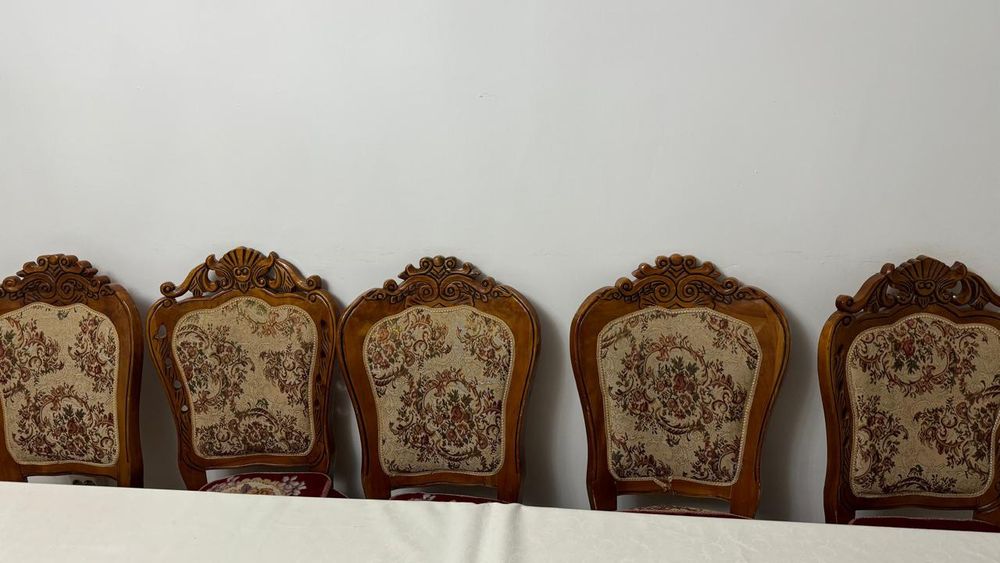 Продам стулья в хорошем состоянии.