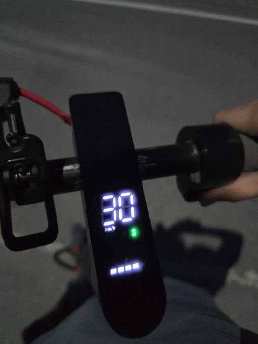Электро самокат Xiaomi Mi Electric Scooter 1S