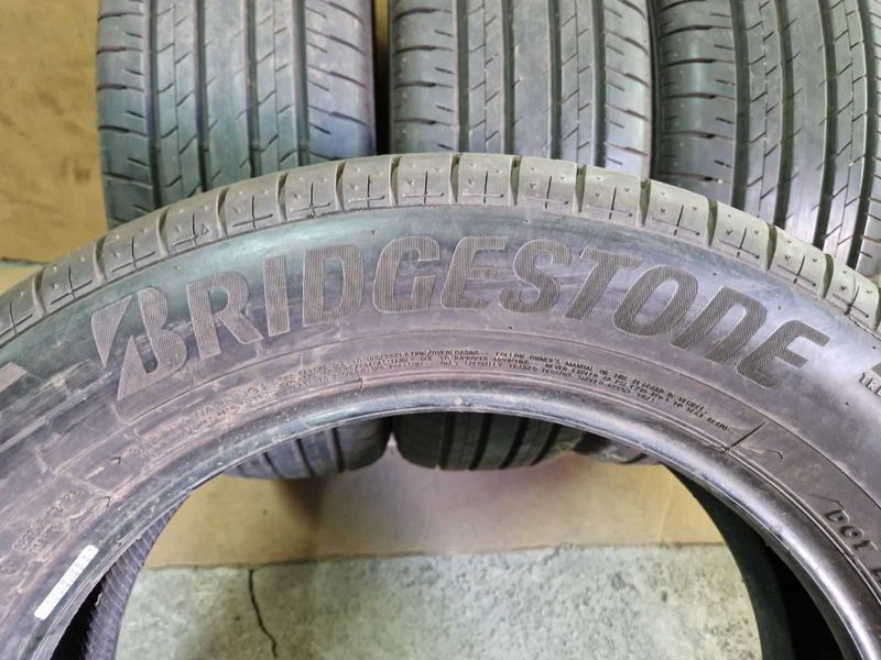 4 Bridgestone R18 225/60
летни гуми
DOT4819