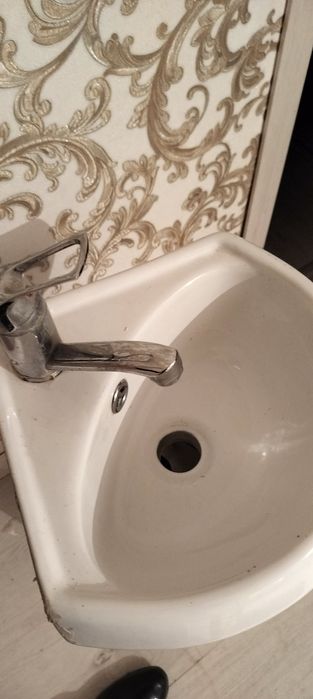 Раковина продам срочно