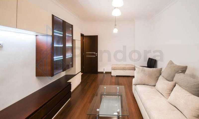 Двустаен апартамент под наем в Центъра