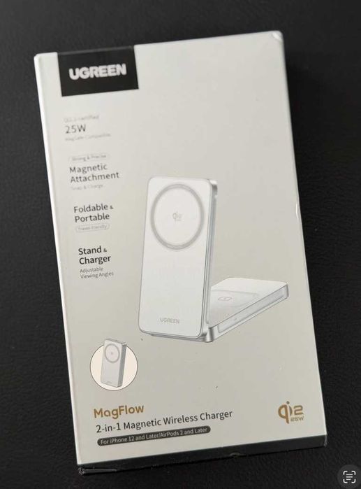 uGreen MaxiDok Thunderbold 5 Docking Station 17 in 1 + MacFlow 25w Qi 2.2