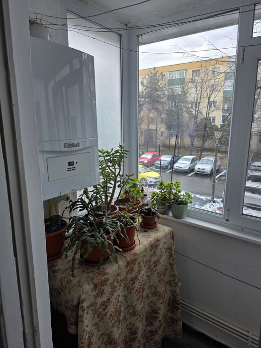 Vand apartament 2 camere Crang