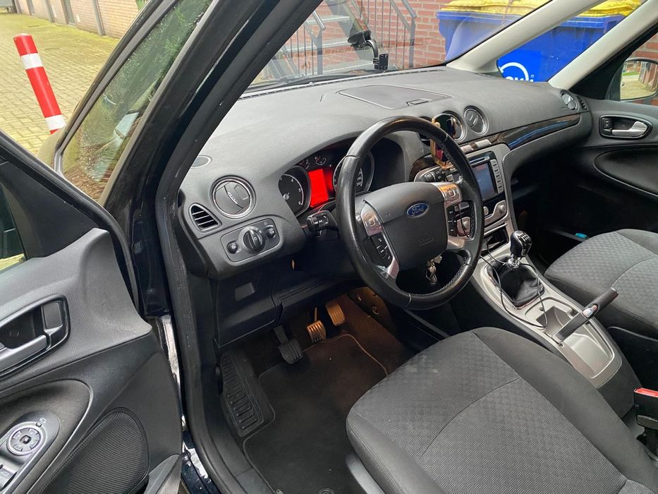 Ford Galaxy an 2008 inmatriculat in ro