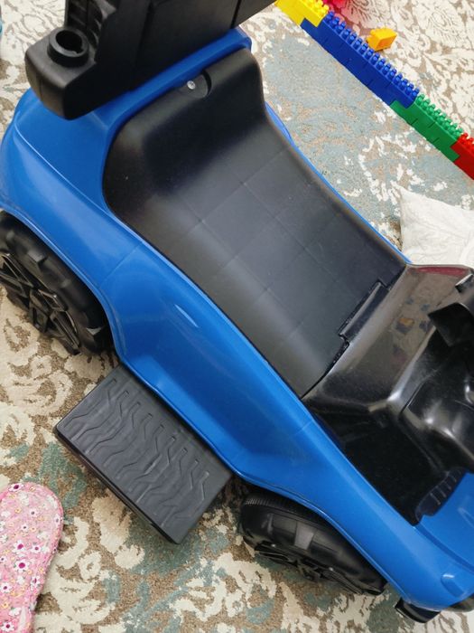 Детская машинка.