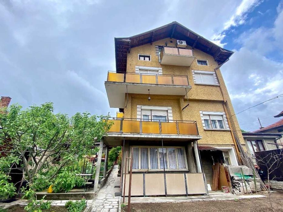 Къща за продажба във Велинград