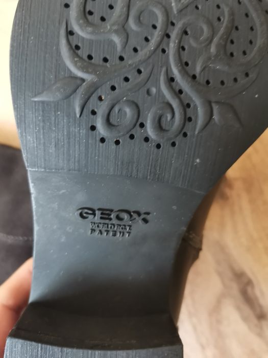 Дамски ботуши Geox естествена кожа, 36 номер