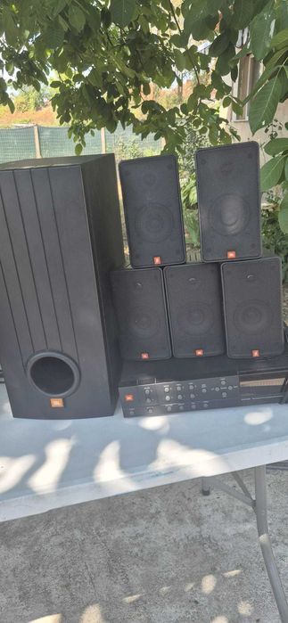 Sistem audio JBL